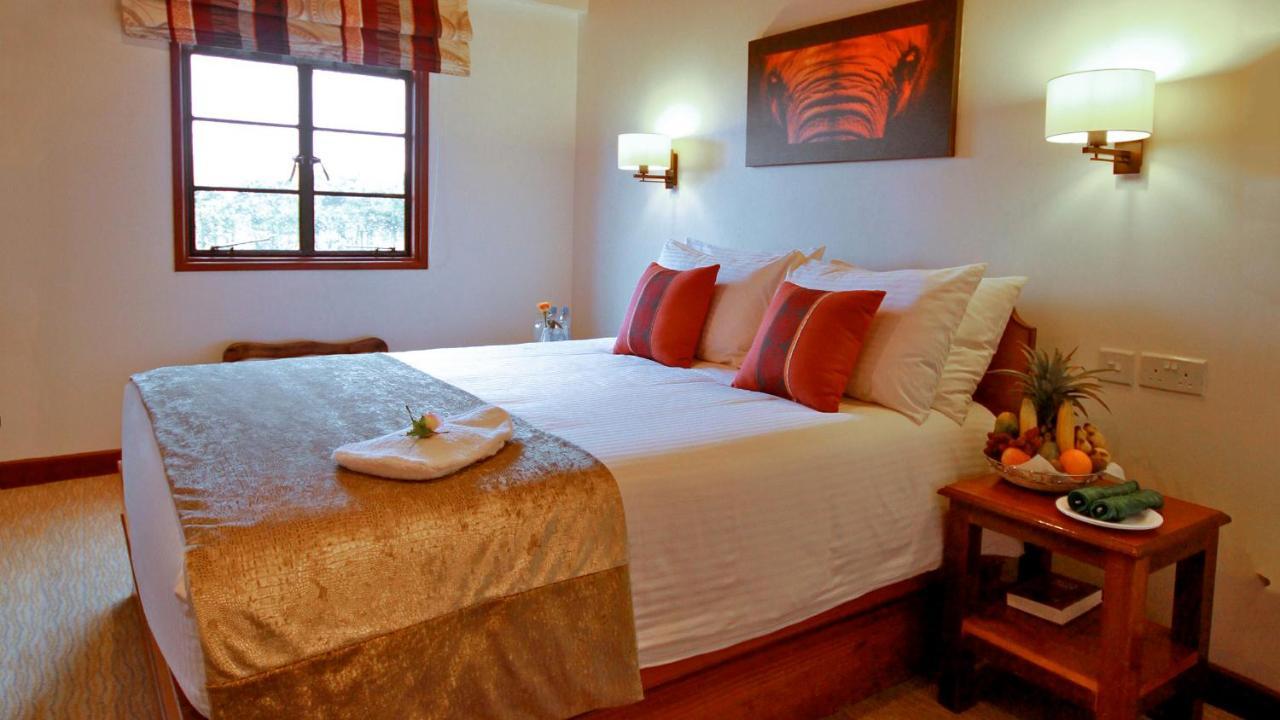 The Ark Lodge Nyeri Bagian luar foto